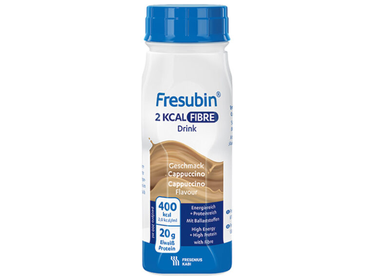Cappucino ízű Fresubin® 2 kcal DRINK, magas energia- és fehérjetartalmú, rostmentes speciális élelmiszer.